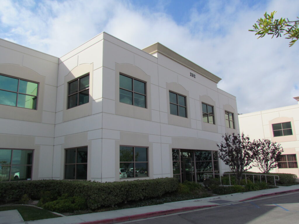 232 Ave. Fabricante #101