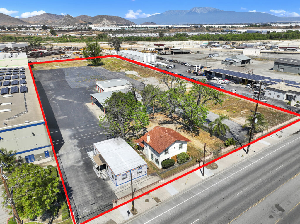 225-263 Main St., Riverside